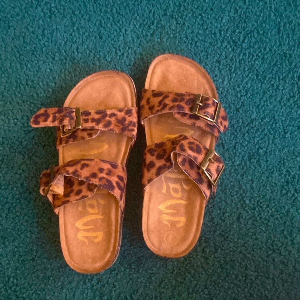 Size 3 kids cheetah print slides/sandals